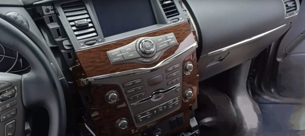 Shows interior of Nissan Armada Screen